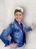 Lisa Pinney